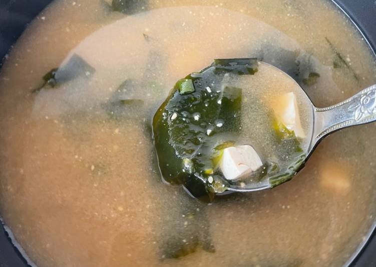 Langkah Mudah untuk Membuat Miso soup, Enak Banget