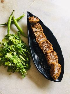 કોથંબીર વડી (Kothambir Vadi Recipe In Gujarati) રેસીપી મુખ્ય ફોટો