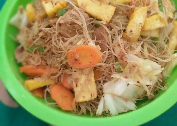 Cara mudah meracik Bihun goreng yang Menggugah Selera