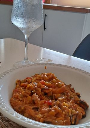 Una foto de Paella