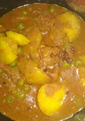 A picture of Dum aaloo.