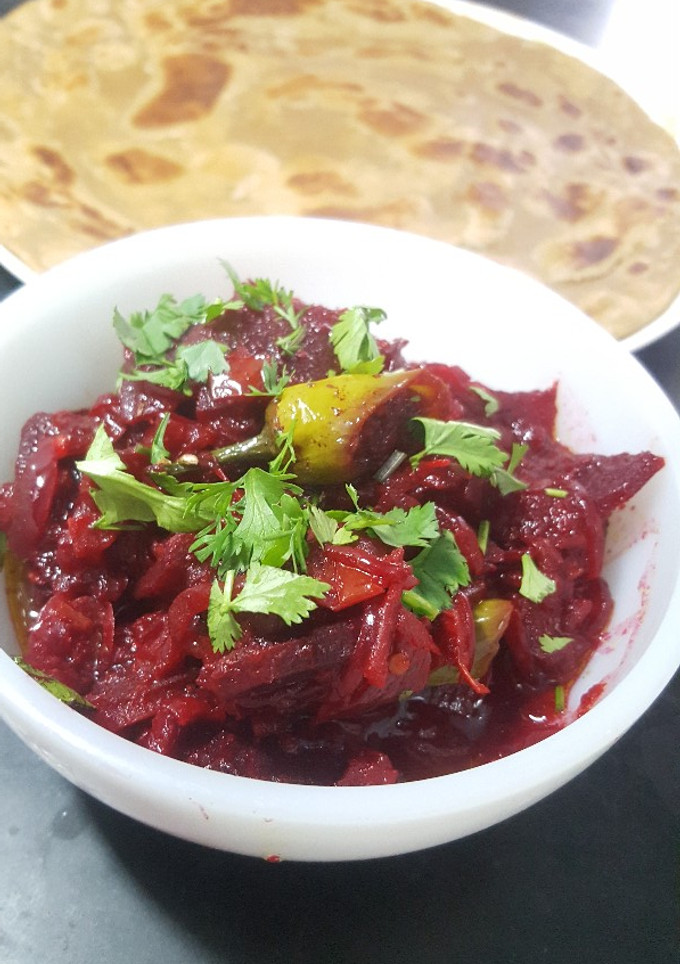A picture of Chuqandar ki bhujiya 😋.