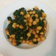 Garbanzos salteados con espinacas