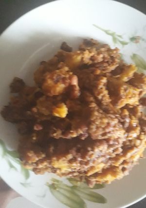 A picture of Porriage beans with ripe plantain.