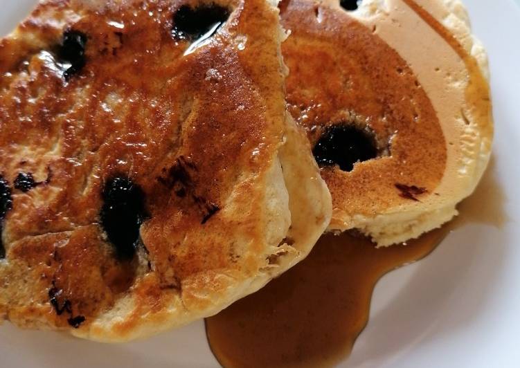 Steps to Prepare Homemade Fluffy Blueberry Pancakes
