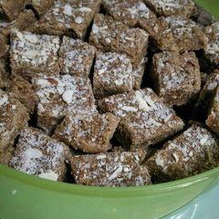 Khas-khas barfee A picture of Khas-khas barfee.