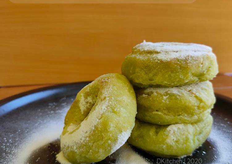 Donat Nasi plus Bayam