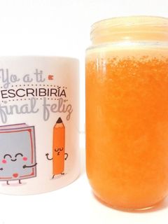 Una foto de Zumo de Zanahoria y Naranja • Súper Fit 💗
