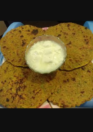બાજરા ના મેથી કોથમીર લસણ ના ક્રીસપી ઢેબરા રેસીપી મુખ્ય ફોટો