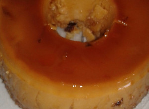 Una foto de Postre de dulce de leche tipo flan