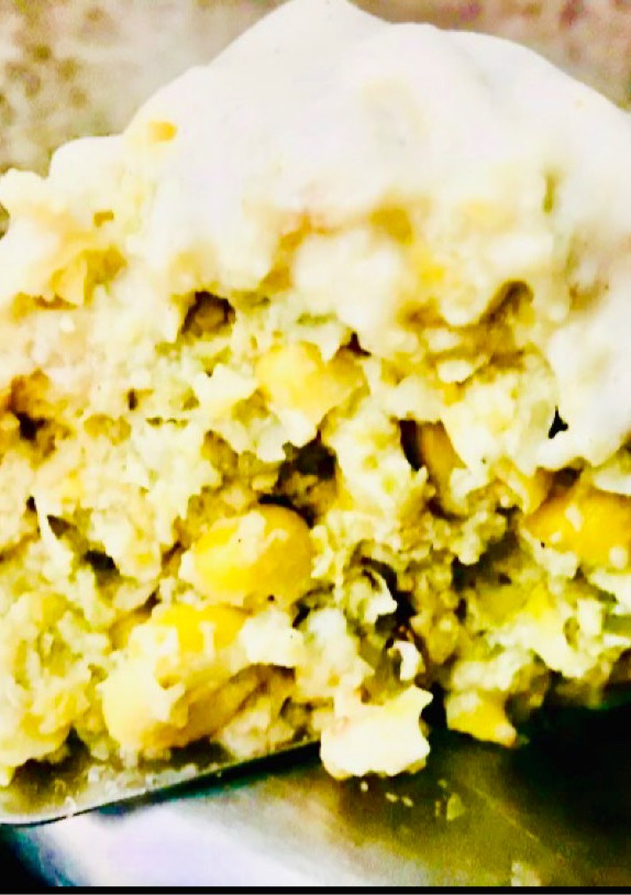 Una foto de BUDÍN DE CHOCLOS🌽🌽🧅🥚🌽🌽