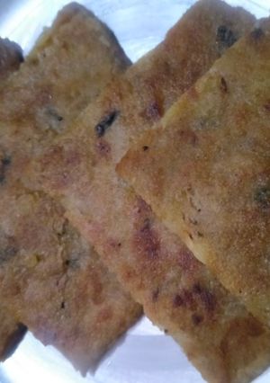 A picture of Aloo ka paratha.