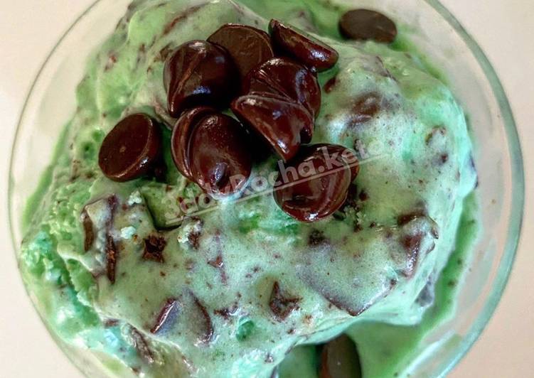 Nieve de menta con chocolate keto