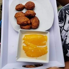 A picture of Akara & Custard.