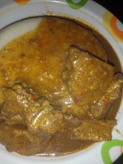 Dumaman tuwontuwon semovita da miyar kuka ainihin hoton girkin