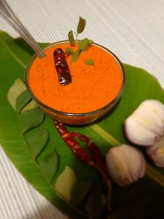 साउथ इंडियन टमाटर चटनी (South Indian Tomato Chutney recipe In Hindi) रेसिपी मुख्य फोटो