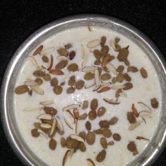 Meva kheer A picture of Meva kheer.
