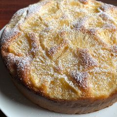 A picture of Pineapple Yoghurt Cake.