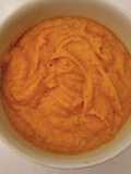 Crema di scarti di carote con nocciole