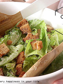 【影音】純素凱撒沙拉 | 米其林級純素料理 的食譜成品照片