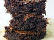 Una foto de brownies con cacao banana
