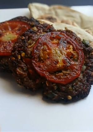A picture of Chapali Kabab.