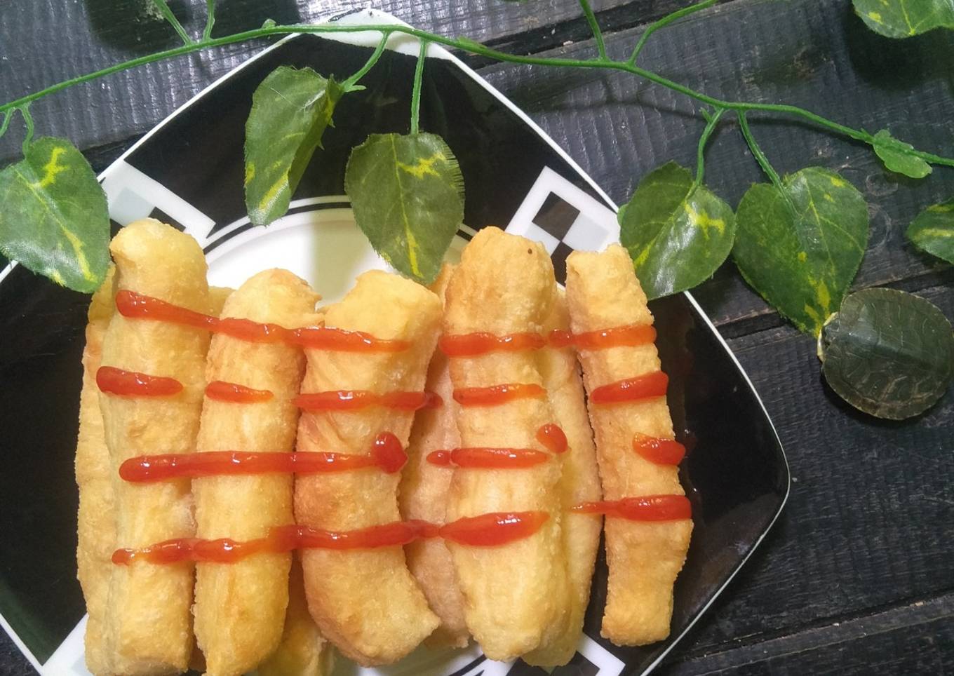 Cakwe saus tomat
