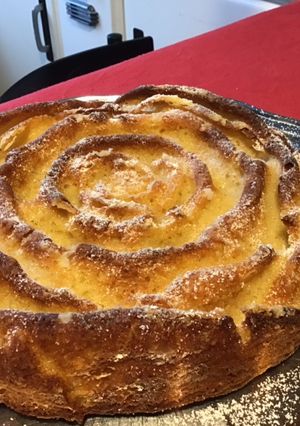 Une photo de Gâteau aux pommes vanille cannelle et citron de Sicile
