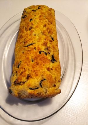 Una foto de Pastel de patata, tomates y olivas negras