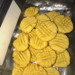A picture of Custard Cokies.