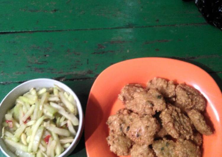 Tumis labu siam dan teji goreng(tempe kanji goreng)