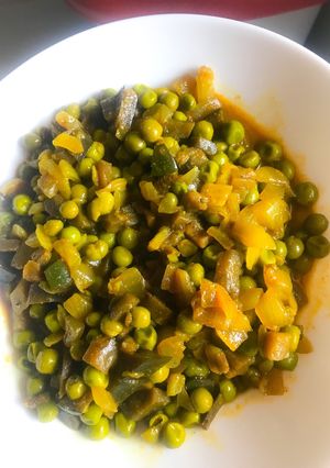 Una foto de Guisantes al curry 💛