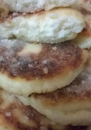 Фото Классический рецепт пышных сырников из творога.