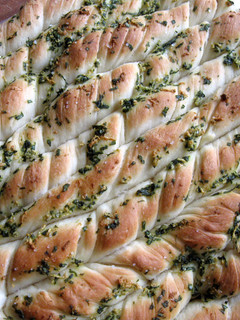 A picture of Twisted Garlic Bread.