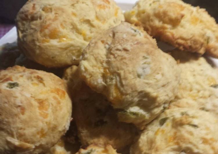 Step-by-Step Guide to Make Quick Garlic jalapeño scones with cheese