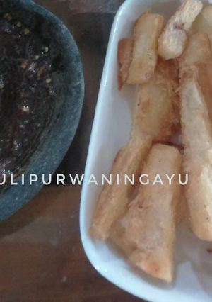 Foto resep Singkong Goreng Renyah + Bumbu Cocol Simpel