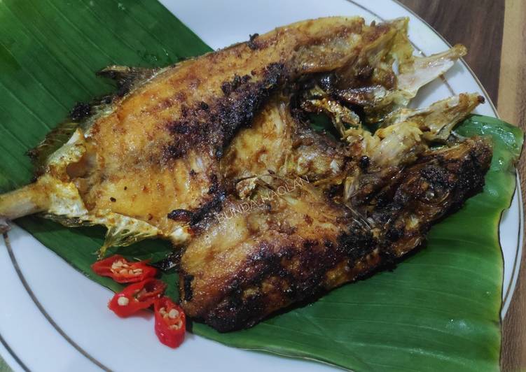 Ikan bakar manis