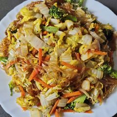 A picture of Stir fry Glass Noodle.