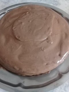 Una foto de Torta con cubierta de chocolate