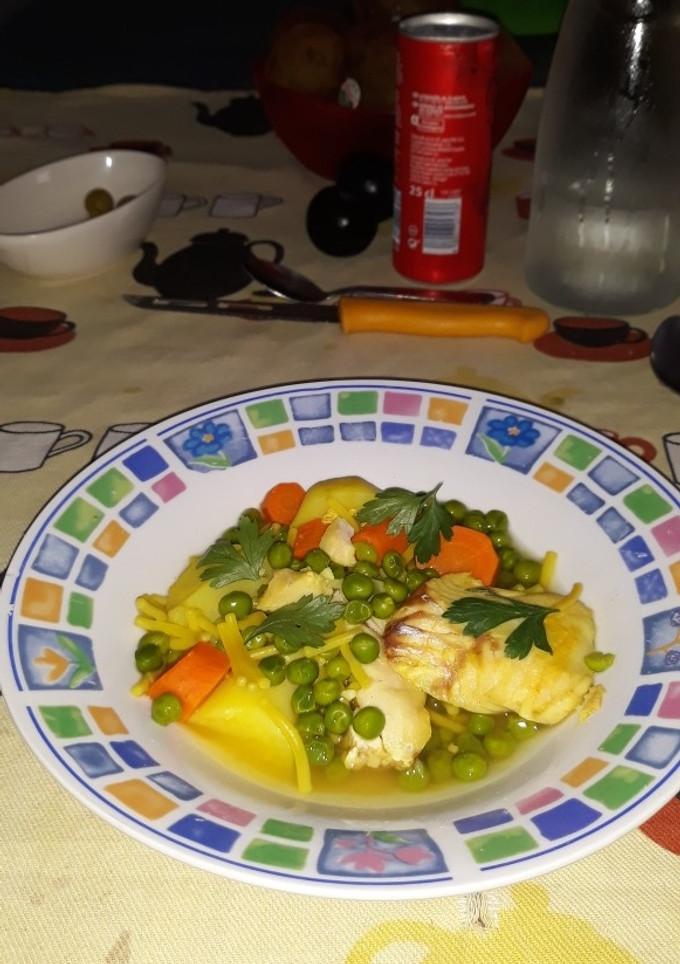 Una foto de Guiso de merluza, a mi manera