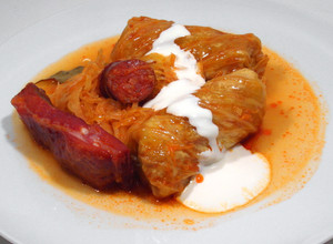Töltött káposzta recept fotója