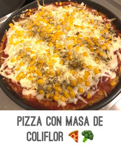 Una foto de Pizza con masa de coliflor