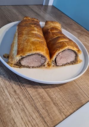 Szűzpecsenye leveles tésztában recept fotója