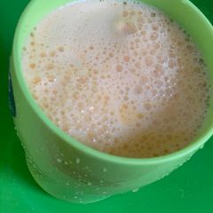A picture of Carrot milk shake.