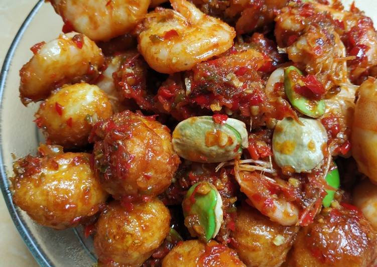 Langkah Mudah untuk Menyiapkan Udang sambal pete yang Bisa Manjain Lidah