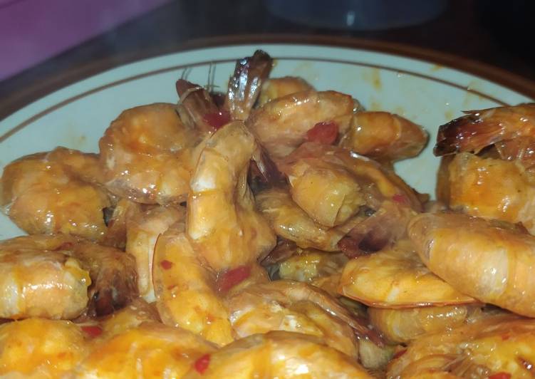 Langkah Menyiapkan Udang segar spesial yang Bikin Ngiler