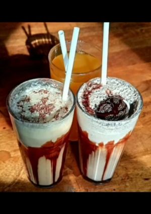 ओरियो शेक (oreo shake recipe in Hindi) रेसिपी मुख्य फोटो