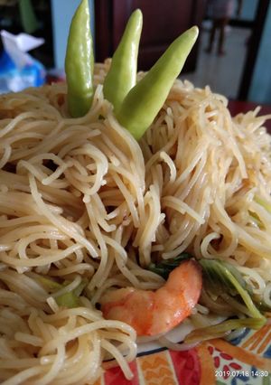 Foto resep Mihun beras goreng sederhana (bumbu instant)