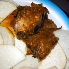 A picture of Fried yam with fish peppered soup.