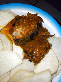 A picture of Fried yam with fish peppered soup.